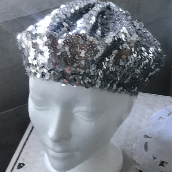Silver sequins knit tam - Picture 3 of 5
